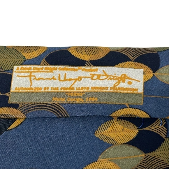 Frank Lloyd Wright Classic Necktie Tie Ferns Silk Branded and Embossed Italy Y2K - Picture 6 of 12
